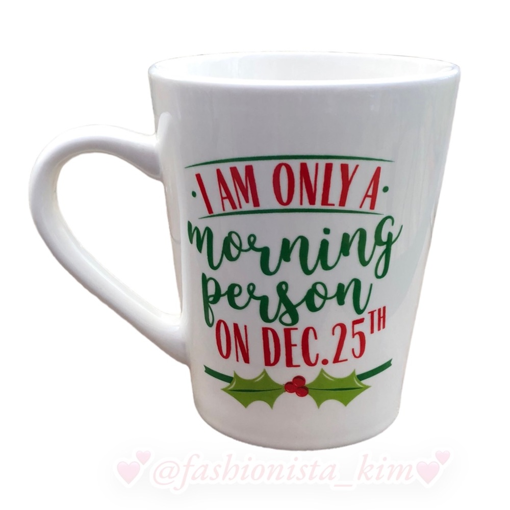 🛍️ I am only a morning person on December 25th Christmas mug 😂🎄